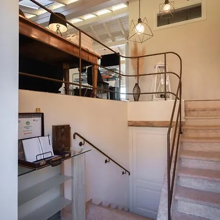 Maison 1933 קאפרינו ורונזה