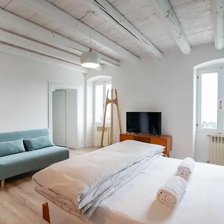 לינה וארוחת בוקר Maison 1933 קאפרינו ורונזה