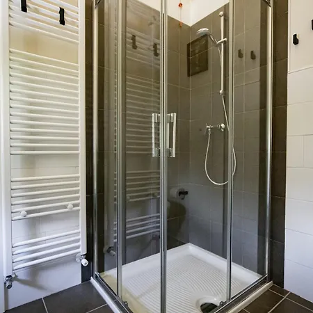 Maison 1933 4* Caprino Veronese