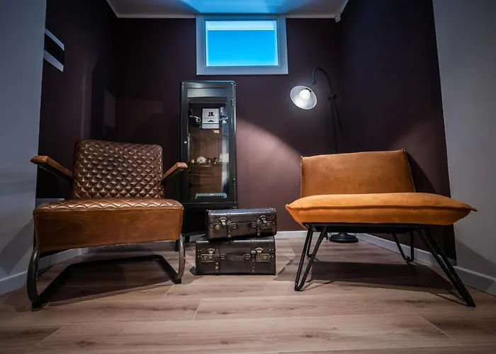 Maison 1933 4*